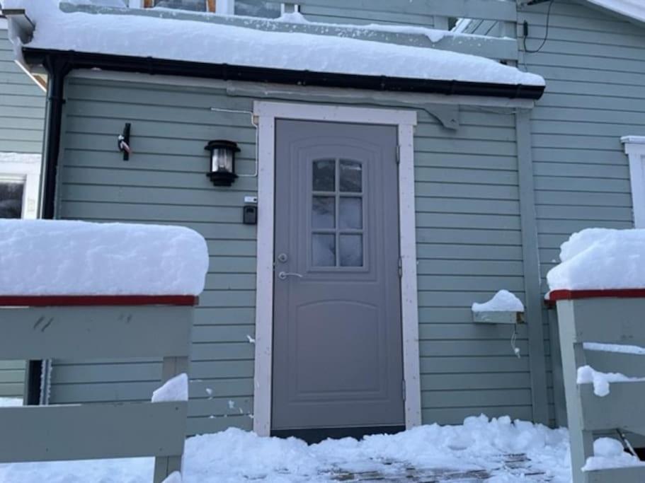 House With Garage In Central Lyngen Lyngseidet المظهر الخارجي الصورة